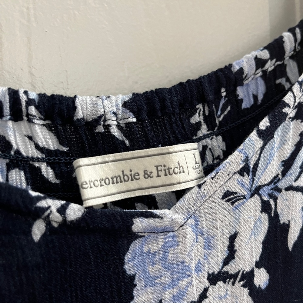 Abercrombie & Fitch Women's Floral Dress - Navy and Light Blue